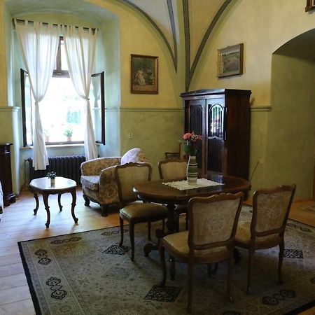 Historicke Apartmany Zelenohorska Posta Nepomuk Екстериор снимка